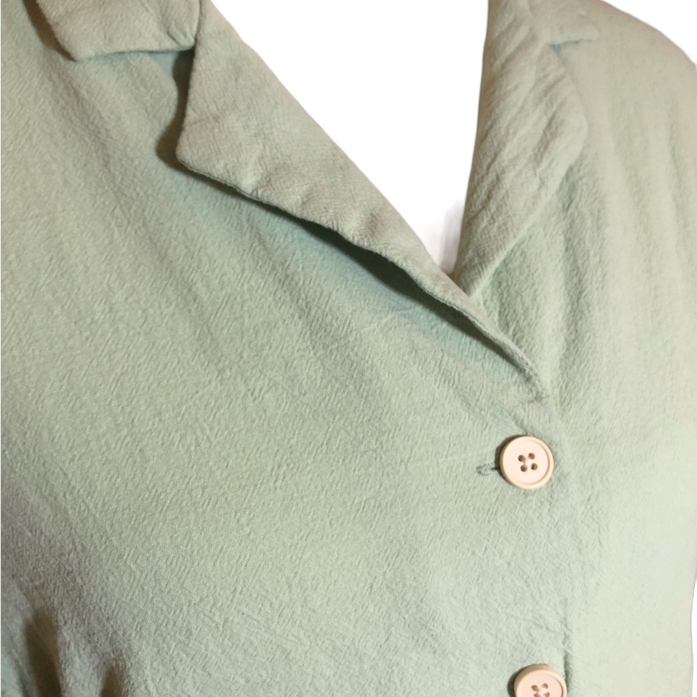 Mint Green Cropped Button Down Women’s XL - Picture 4 of 5
